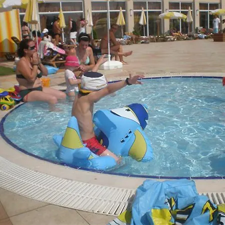 Hotel Titan Select Konaklı