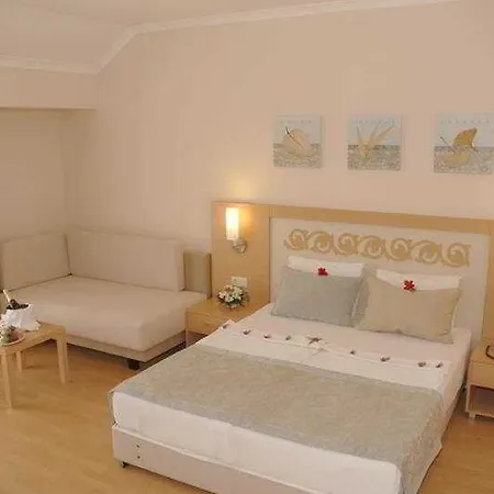 Titan Select Hotel Konaklı