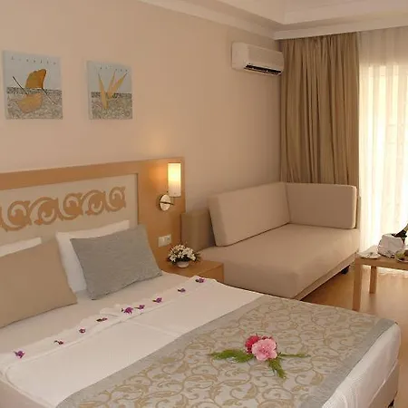 Titan Select Hotel Konaklı
